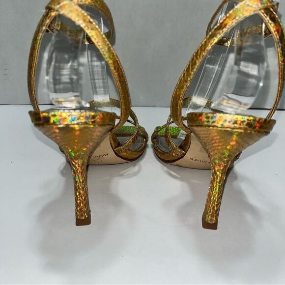 Marc Fisher / Deric Sandal - Picture 6 of 7